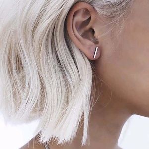 2/ $10 T bar simple stud earrings